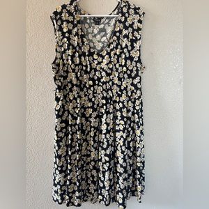 Torrid Size 2 Black Floral Print Dress knee Length